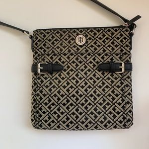 Tommy Hilfiger crossbody bag